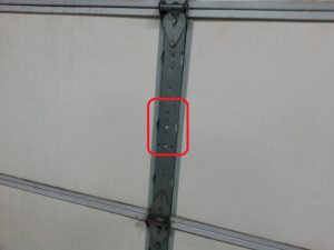 An image of the center stile on a pan door.