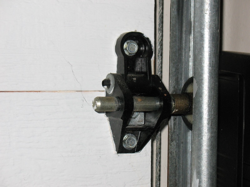 Taylor Garage Door Hinges - Taylor Plastic EnD Hinge