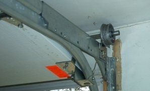 How To Replace Garage Door Torsion Springs, How To Repair A Garage Door Spring Cable