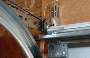 Extension Spring Pulley Replacement, Pulley System To Open Garage Door